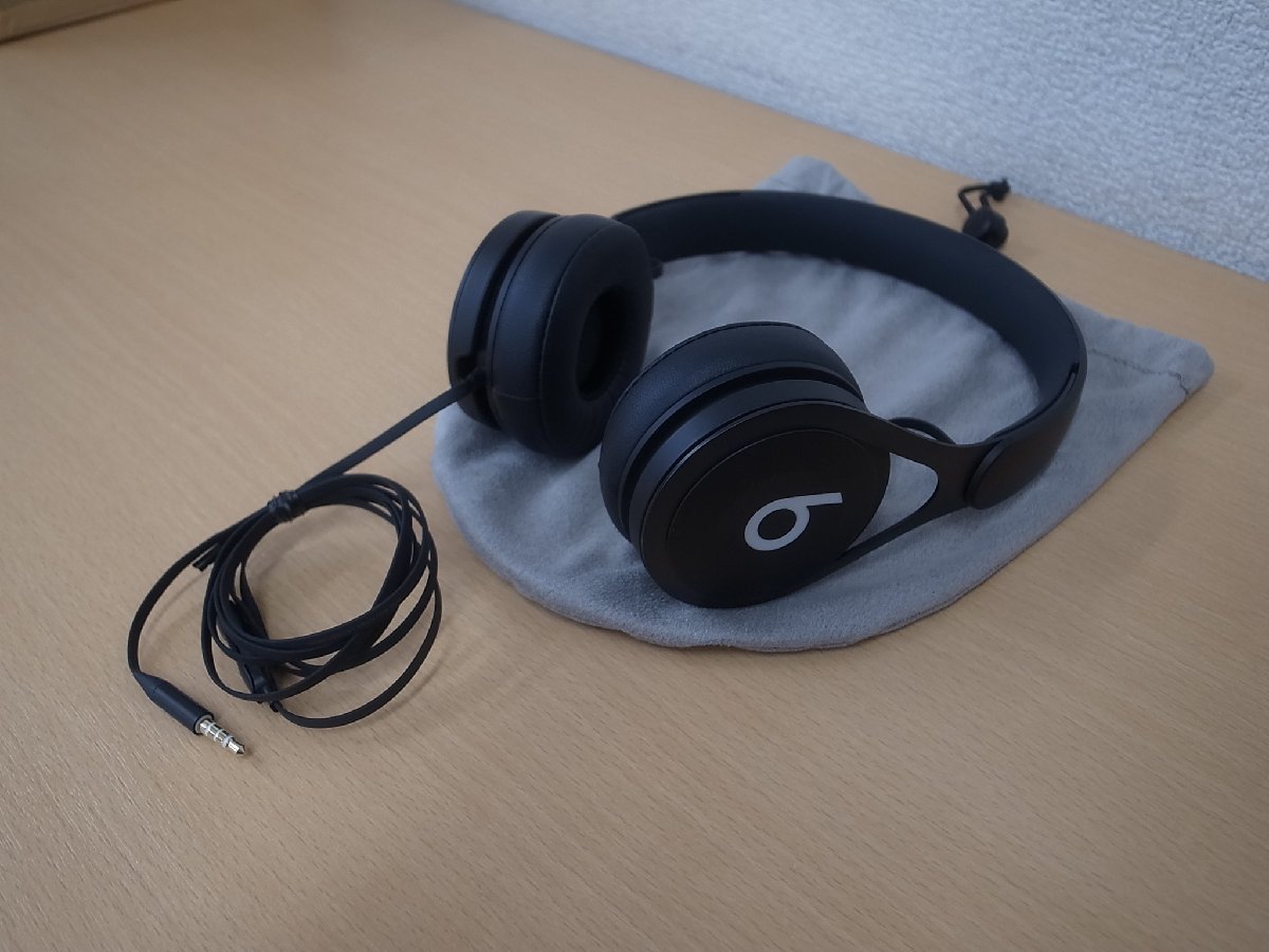 B060T　Beats　EPオンイヤーヘッドフォン　有線ヘッドホン　ブラック　ML992PA/A　Beats by Dr.Dre　動作確認済み