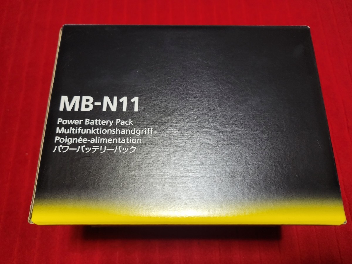 中古美品 Nikon MB-N11 パワーバッテリーパック 縦位置グリップ ニコン Z6ⅡZ7Ⅱ用_画像1