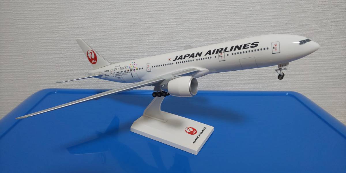 レア！JALUX（EVERRISE） 777-200 JAL日本航空 特別塗装 「JAL×東京スカイツリージェット」 1/200 完成品 旅客機模型 ボーイング社 BOEING_画像3