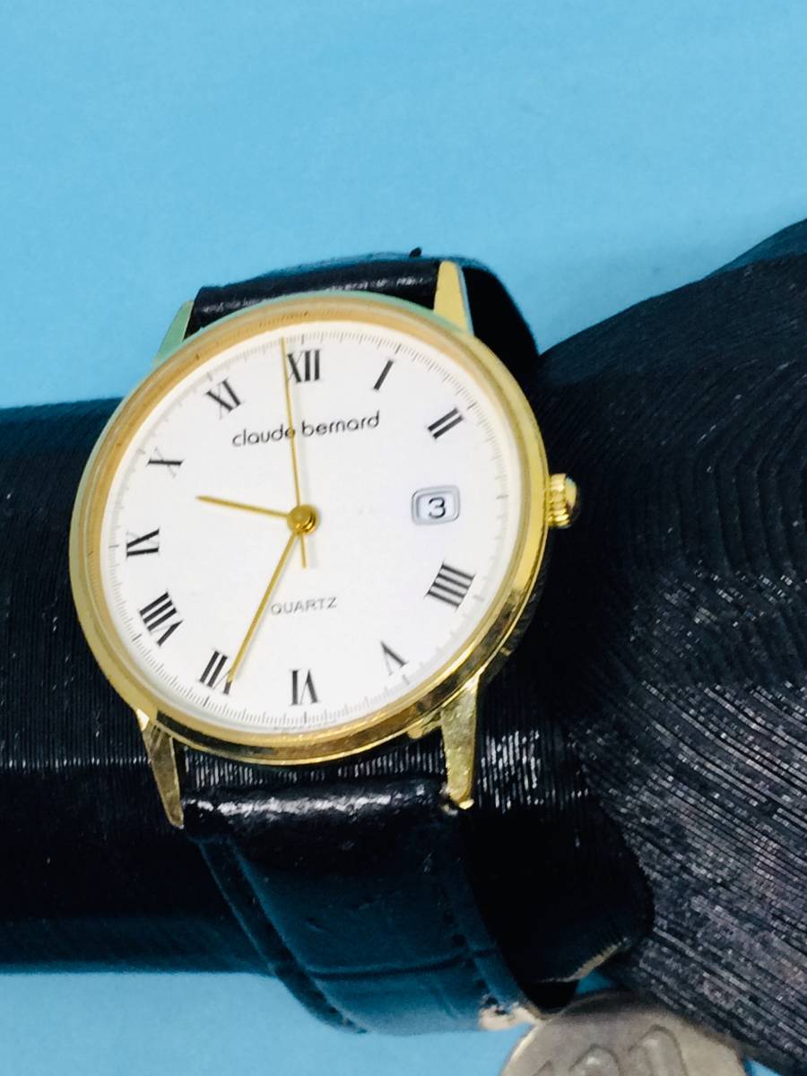 (A08)この高級感！(*'▽')スイス・クロード・ベルナールディト（電池交換済）ゴールドメンズ腕時計USED（送料全国一律185円）素敵な時計。_真っ白な文字盤がとても素敵な時計です。