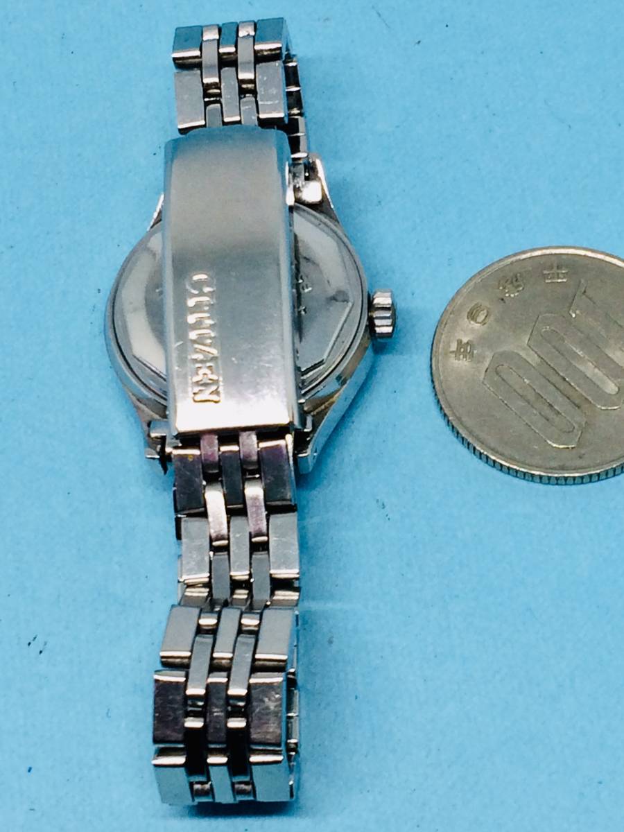 (A39)コレクションⅦ(*'▽')稼働・シチズン手巻き・2300（クリーニング済み）シルバー・レディス手巻き腕時計USED（送料全国一律185円)_画像10