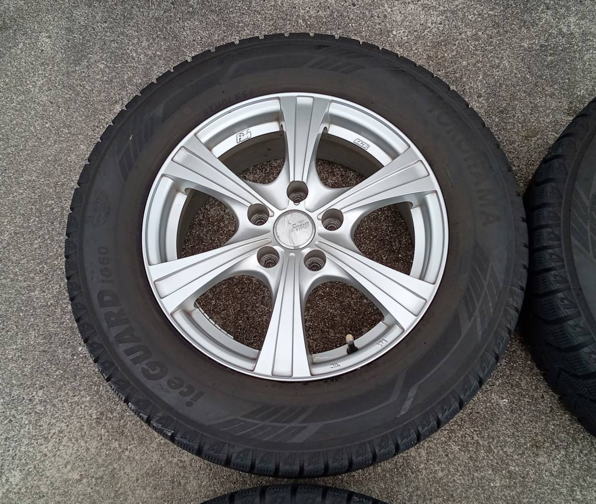 本州送料無料 スタッドレス 215/65R16 ヨコハマ アイスガード IG60 16インチ 114.3 5穴 アルファード ヴェルファイア 30 20 エクストレイル_画像4