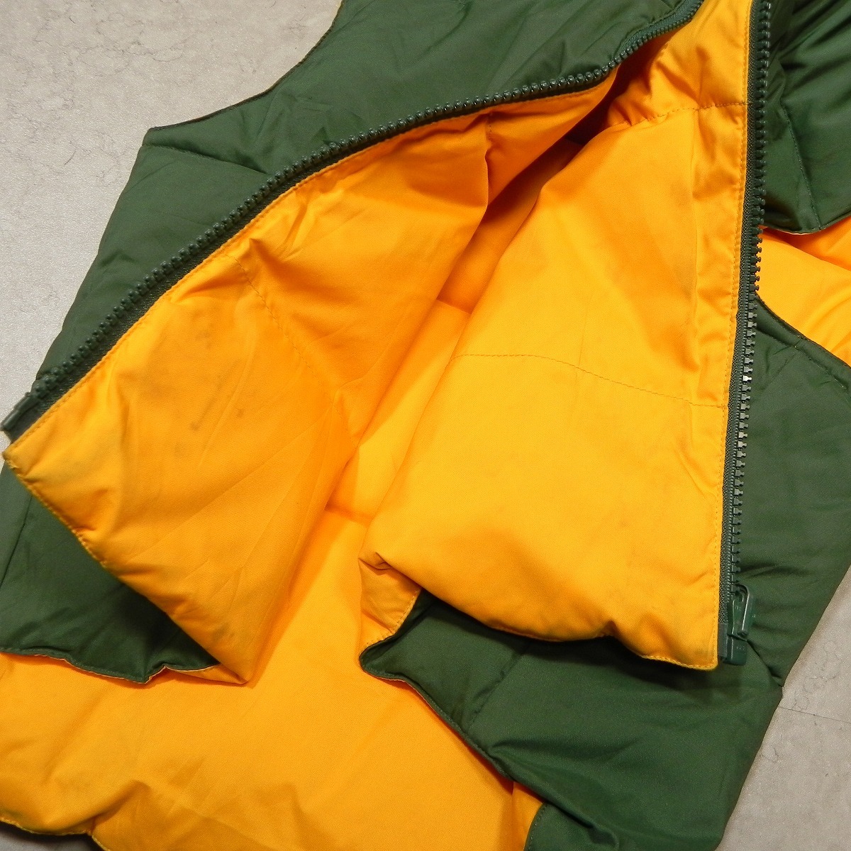 VAN JACKET ヴァンヂャケット VAN MINI ★ リバーシブル ダウンベスト 8 (120-60) 緑 黄色 古着 ★a_画像4