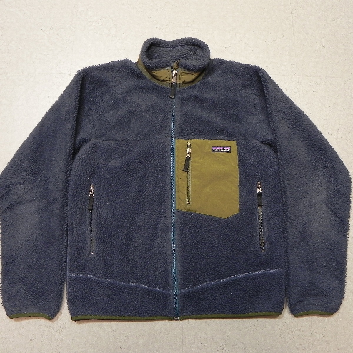 【人気】古着 patagonia パタゴニア クラシック レトロX フリースジャケット S カーディガン フルジップ 23055F7 紺 ネイビー ★b_画像1