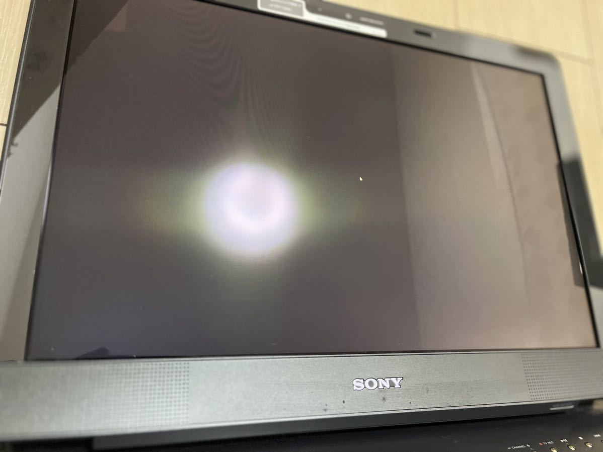 SONY VAIO PCG-8Z1N ノートパソコン 通電確認 起動確認済 Windows vista_画像2