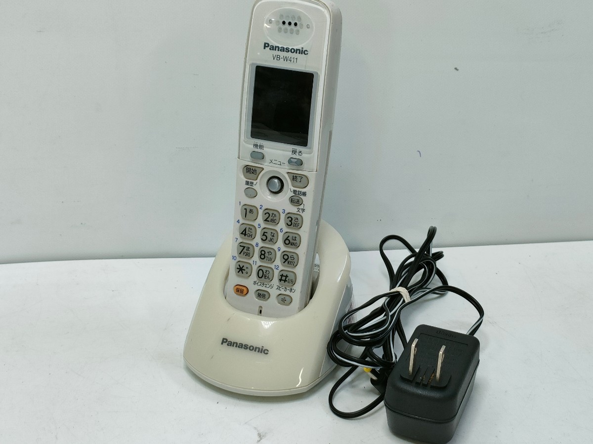 管理1140 Panasonic パナソニック 2.4Gカラーデジタルコードレス電話機 未チェック 電話機台 ACアダプター バッテリー欠品 VB-W411 _画像1