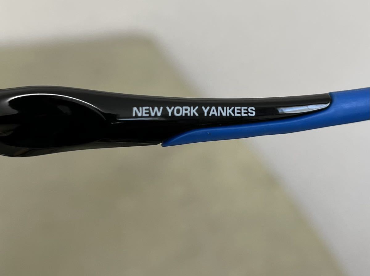 新品 未使用 タグ付 MLB オフィシャル NEW YORK Yankees スポーツ サングラス ブラック 1枚レンズ ニューヨークヤンキース メジャーリーグ_画像7