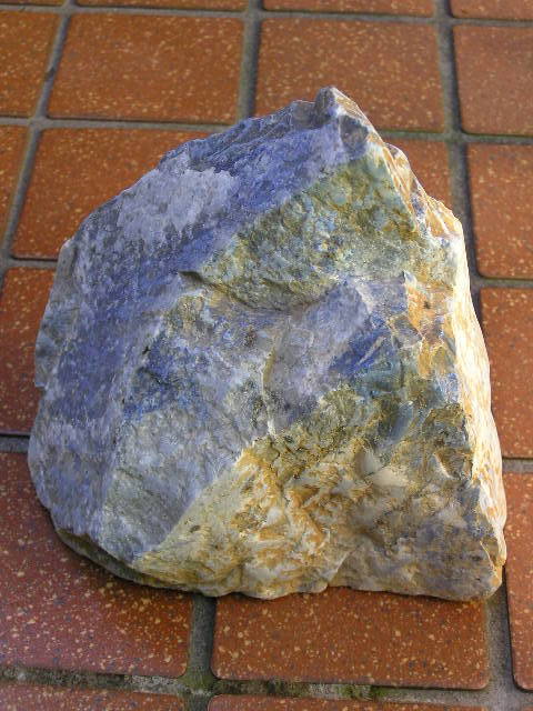 【青い石】 大型　ラピスラズリ 　★割れ石★約３.８Kｇ・J１０_画像2