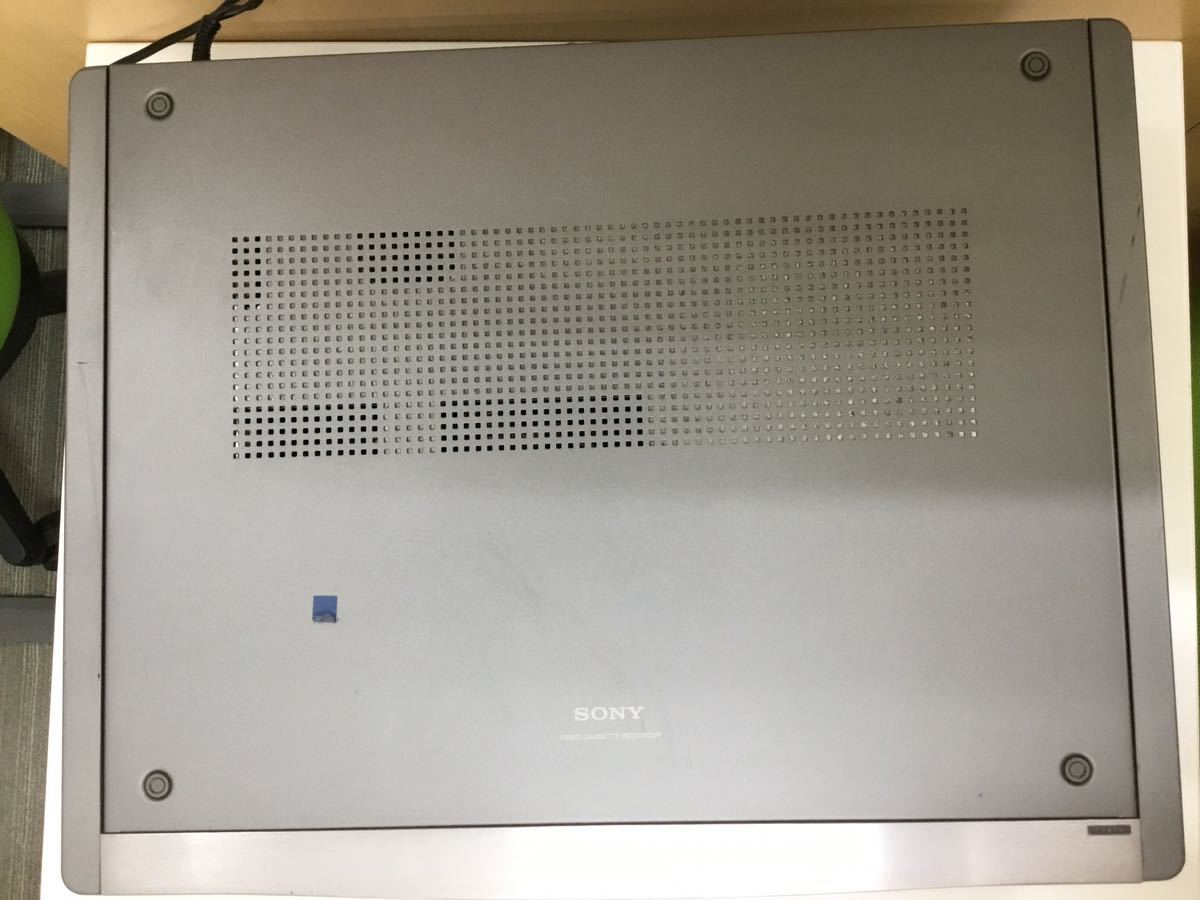 【T】【7706】SONY　８ミリ　CS　BS　デジタルステレオ　EV-NS9000　NTSC SONY カセットレコーダー Hi8 ソニー リモコンあり　_画像4