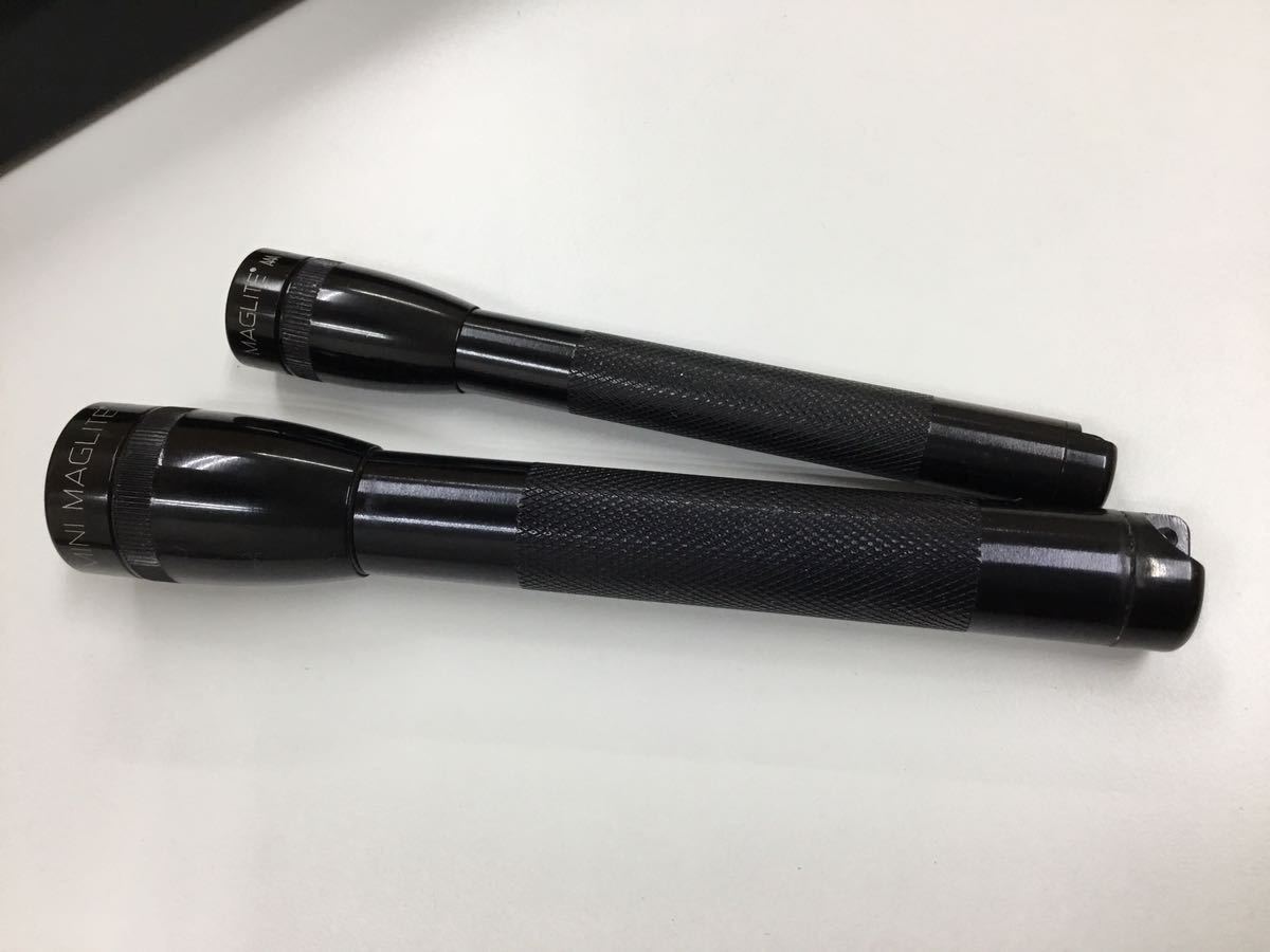 【T】【6432他】ジャンク品　MINI　MAGLITE　AAA　MINI　MAGLITE　AA　2本セット電灯 ミニマグライト マグライト ライト _画像1