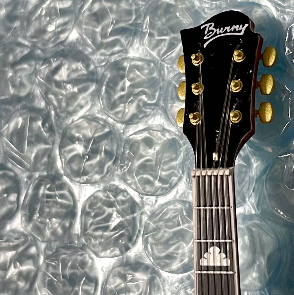 FERNANDES / Burny MG-280X hide Model 1/8 “Proto type” The Guitar Collection GUITAR LEGEND ギターコレクション スタンド無 X_画像3