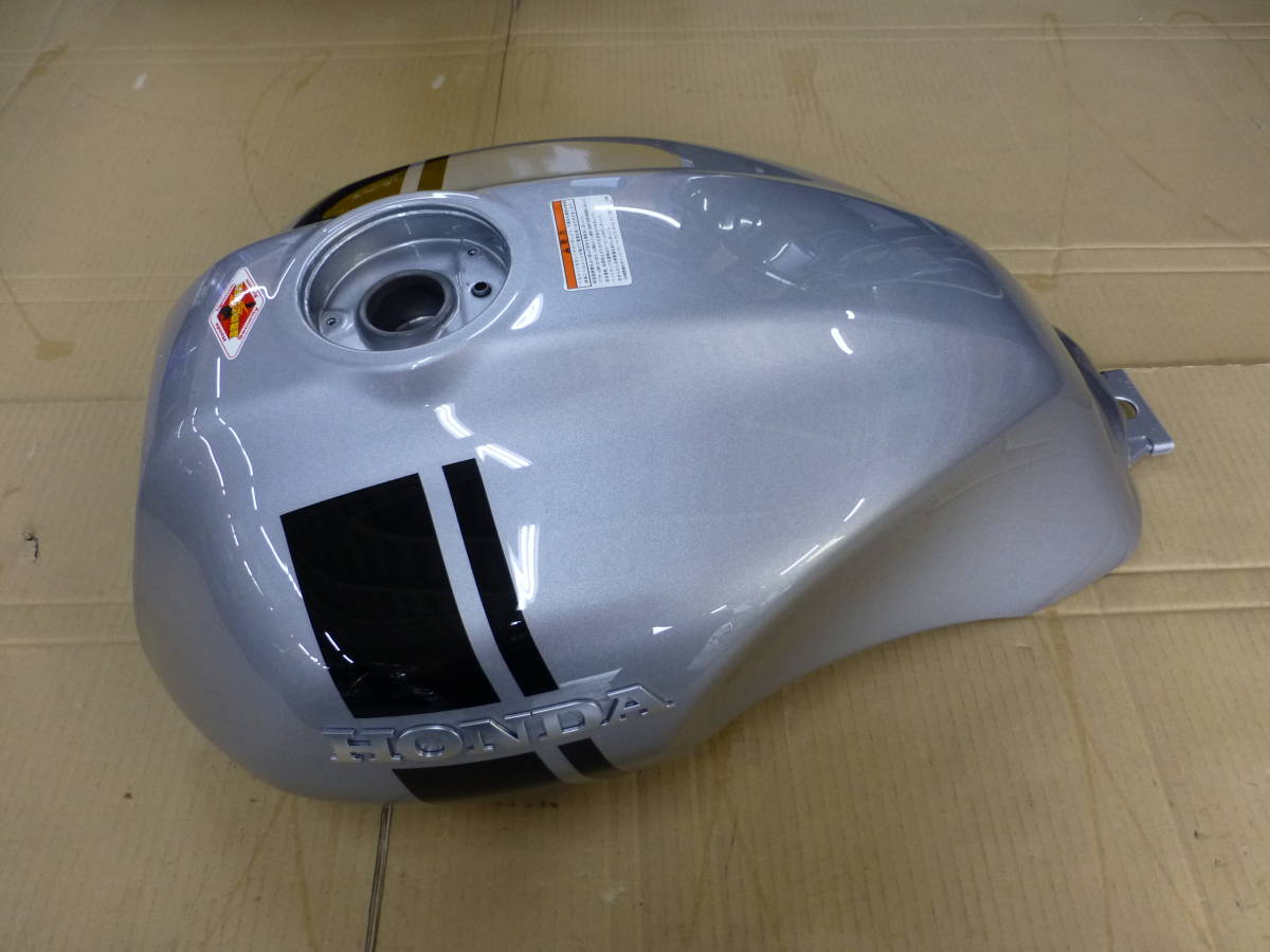 ホンダ CB1100RS 純正 燃料 タンク 美品 ホンダ CB1100RS 純正 燃料 タンク 美品
