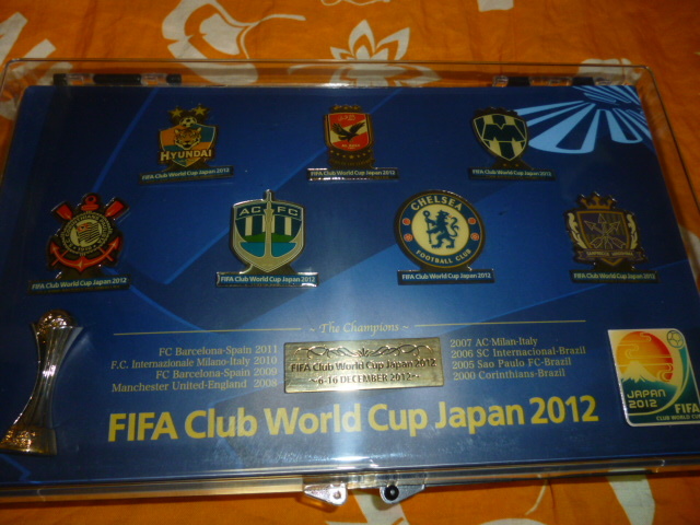 FIFA　Club ワールドカップジャパン　2012　ピンバッジセット　ケース入り　定価3500円_画像2