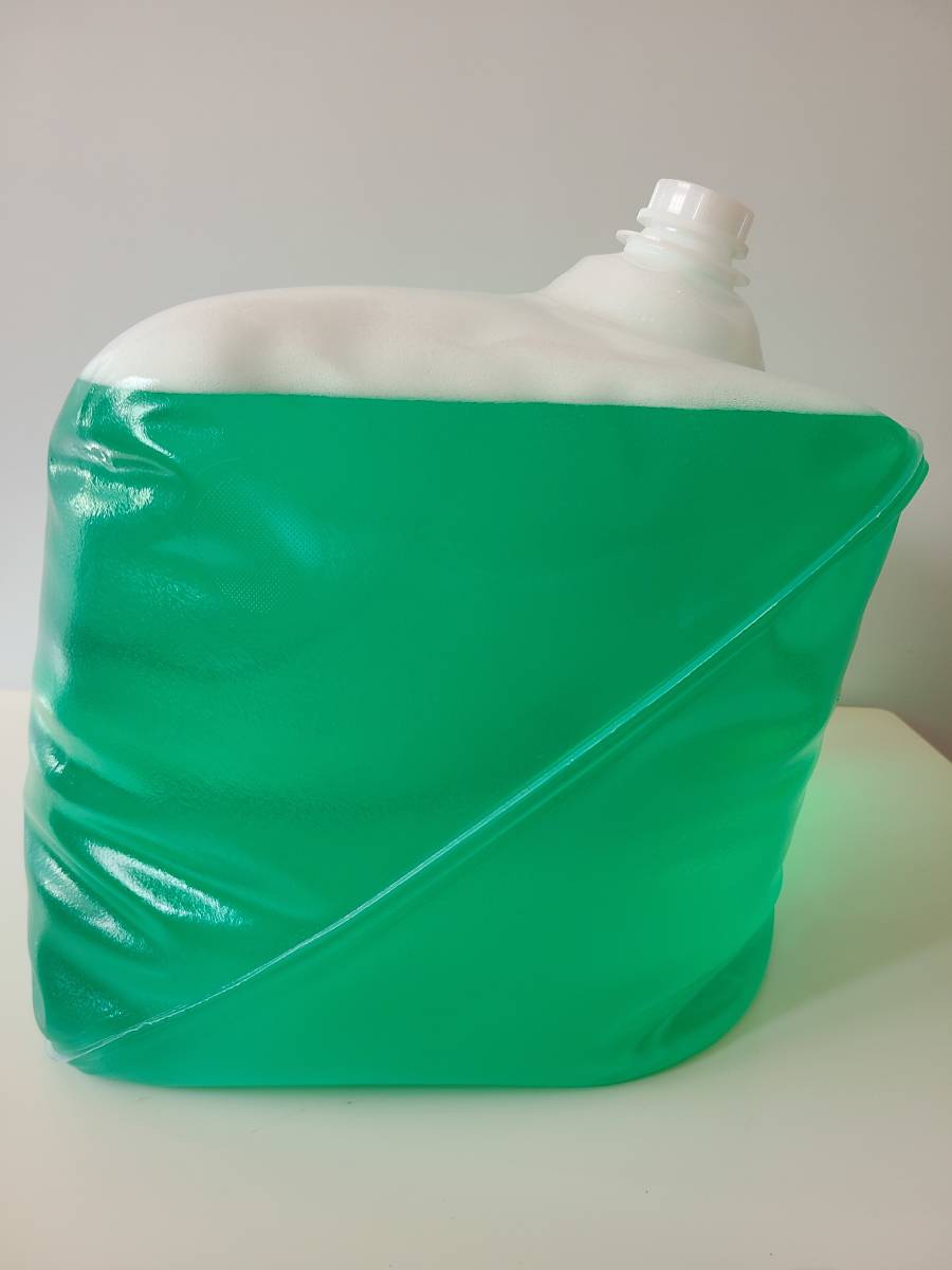  coin laundry detergent 18L 5 case,18000 jpy, tax included,