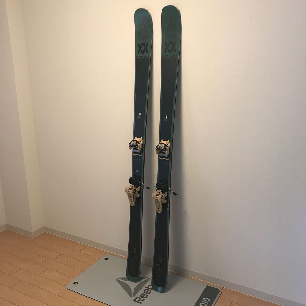 VOLKL フォルクル マントラ102 191cm<2023>ビンディング VOLKL フォルクル マントラ102 191cm<2023>ビンディング
