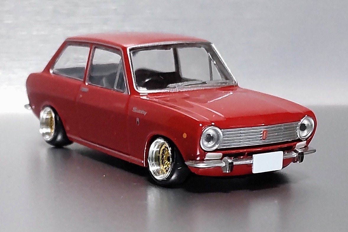 絶版 希少 レア 1/64 ダットサン サニー 1000 2ドア セダン DX 改 日産 初代 B10 深リム マナレイ シャコタン カスタム 旧車 昭和 名車_画像8