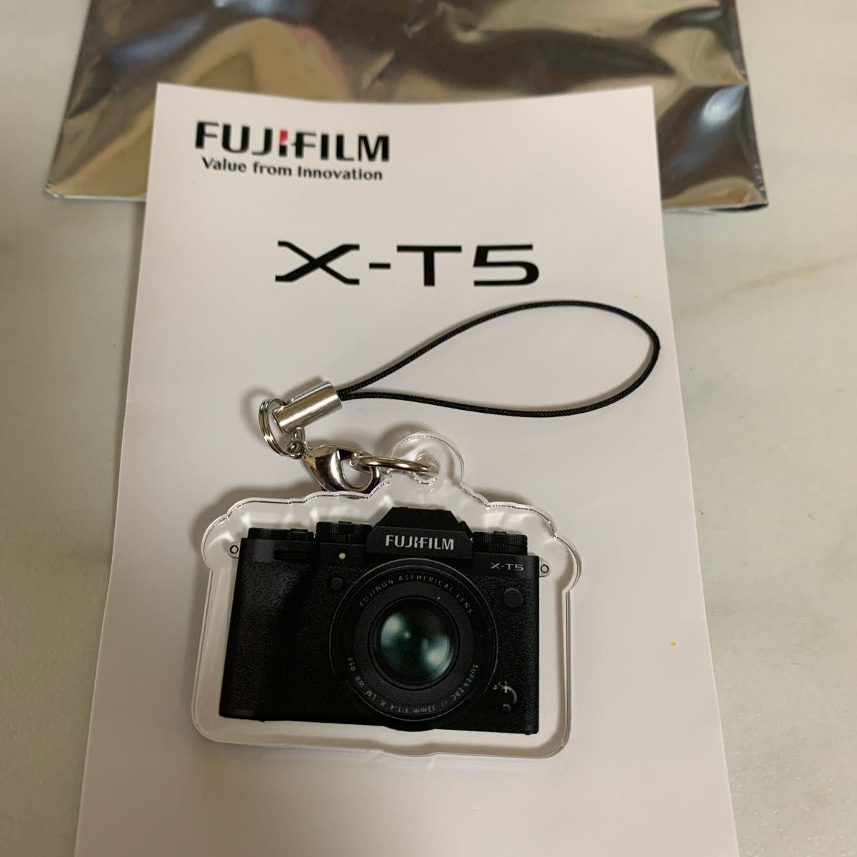 FUJIFILM X-T5 公式キーホルダー　 フジフイルム　ノベルティ フジフィルム 富士