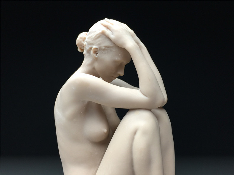 樹脂製　西洋彫り　女神　ヌード　デッサン人形　女性　少女　フィギュア　美人　裸婦　仏像　置物　　重さ約95ｇ_画像5
