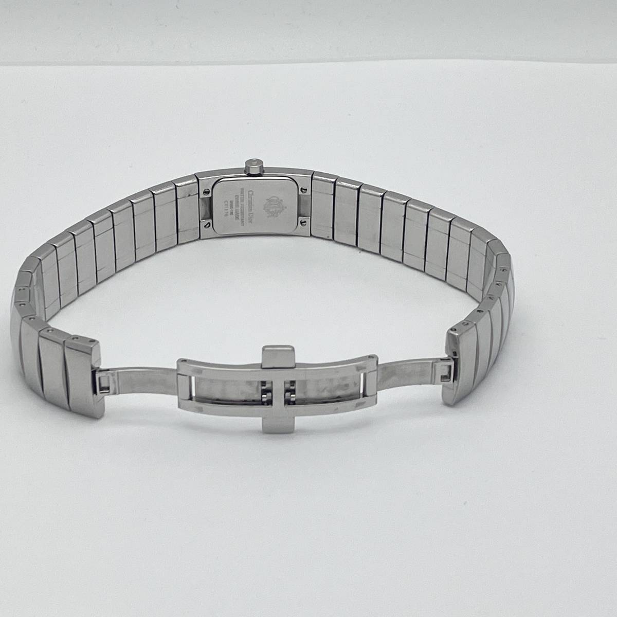 【可動品】Christian Dior ディオリフィック D102-100 シルバー クォーツ 腕時計_画像3
