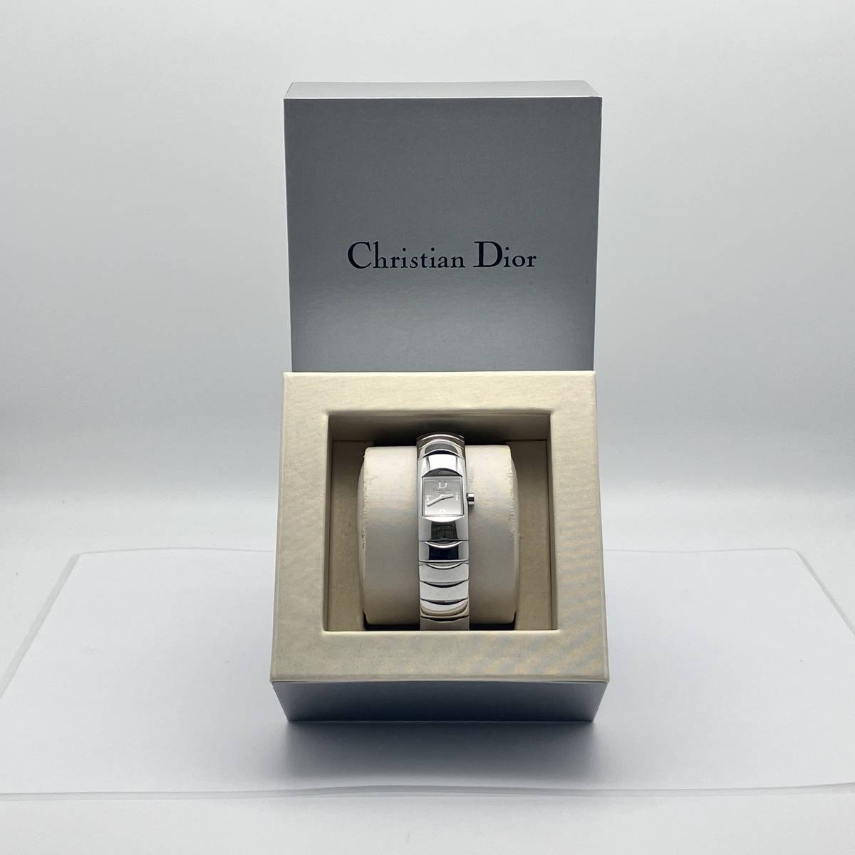 【可動品】Christian Dior ディオリフィック D102-100 シルバー クォーツ 腕時計_画像9