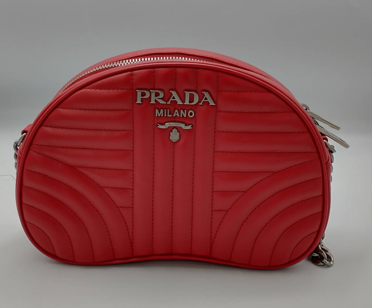 PRADA 1BH130 チェーンショルダーバッグ レッド プラダ