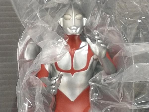 現状品 CCP ウルトラマン (シン・ウルトラマン) ファイティングポーズ LED発光ギミック付き 1/8 コレクタブルシリーズ シン・ウルトラマン_画像7