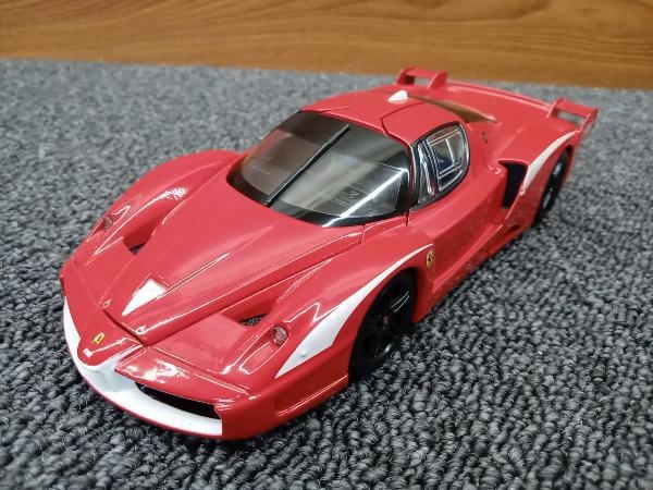 鴨072 ブラーゴ 1/24 フェラーリ FXX Evoluzione Ferrari Bburago レッド_画像1