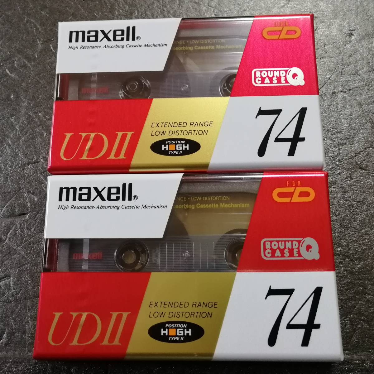 未開封　カセットテープ　maxell UDⅡ　74分　2本セット_画像1