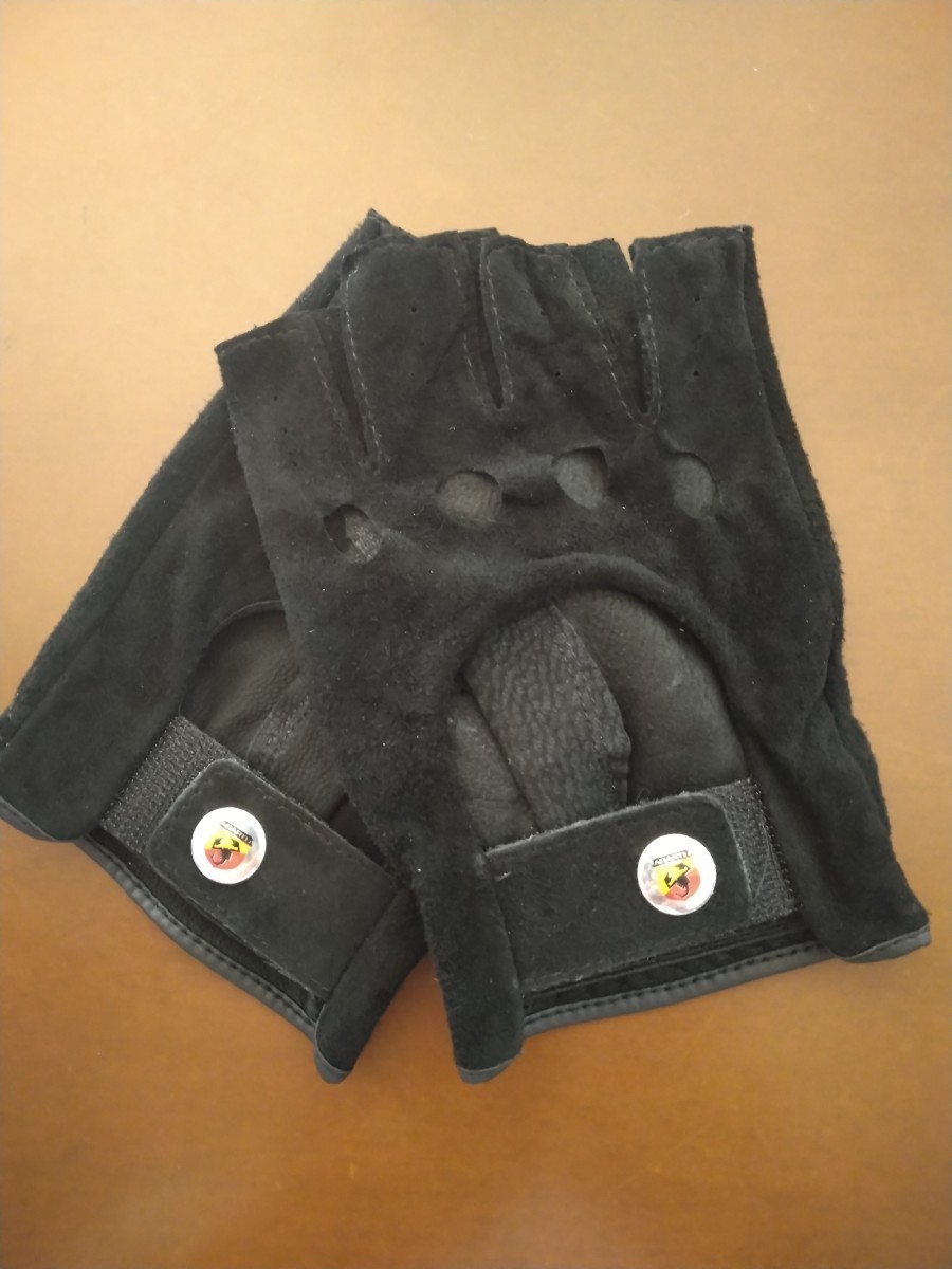  new goods ABARTH abarth driving gloves sheepskin black half finger size 24(L)