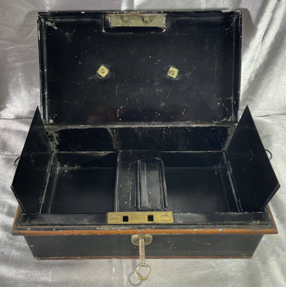 [ rare Vintage goods ] antique cashbox 