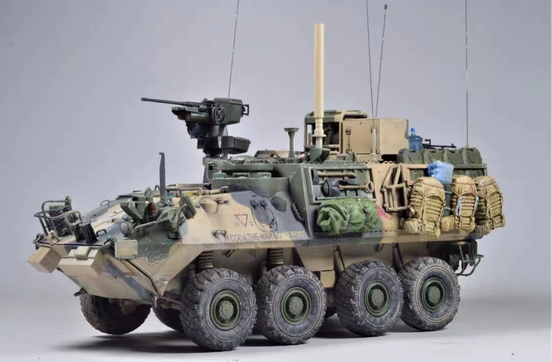 1/35 オーストラリア ASLAV-PC兵員運送装甲車 組立塗装済完成品 _画像3