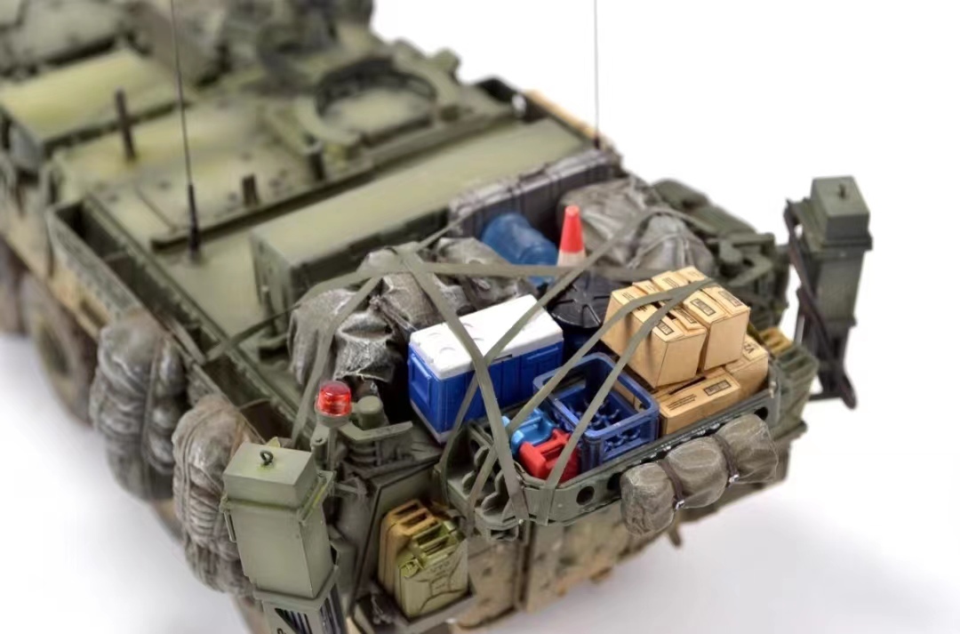 1/35 America land army STRYKER M1132.. war . support tank construction painted final product 