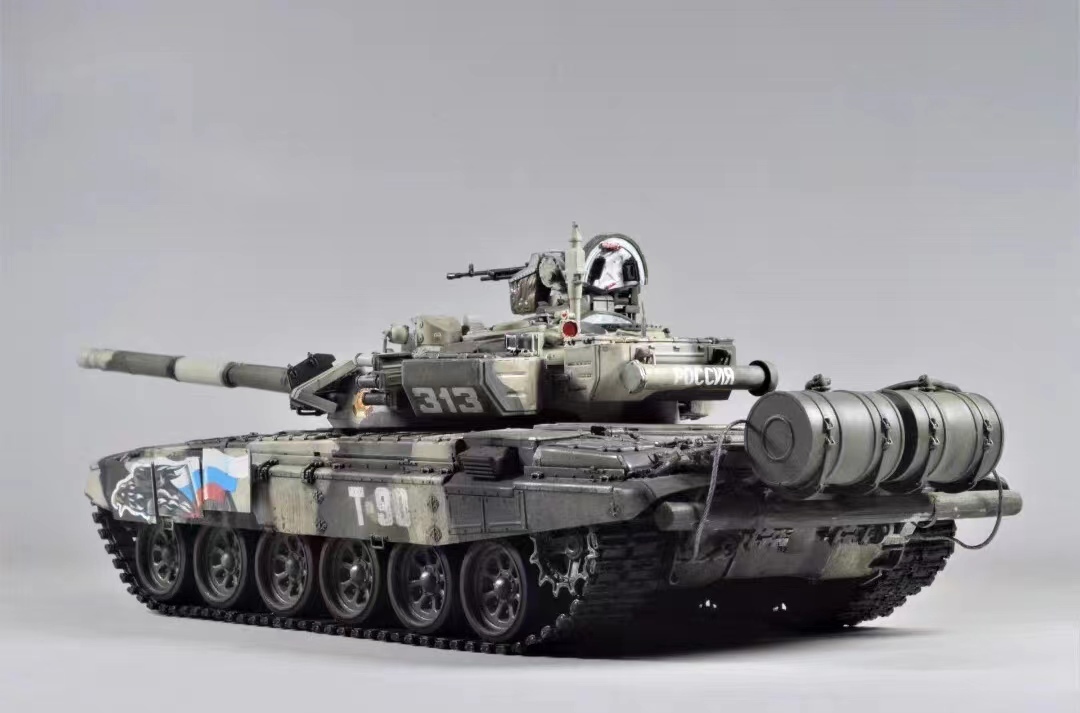 1/35 ロシア陸軍 主力戦車 T90 組立塗装済完成品 _画像2