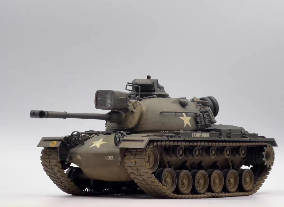 1/35 アメリカ・Ｍ４８Ａ３パットン戦車 組立塗装済完成品