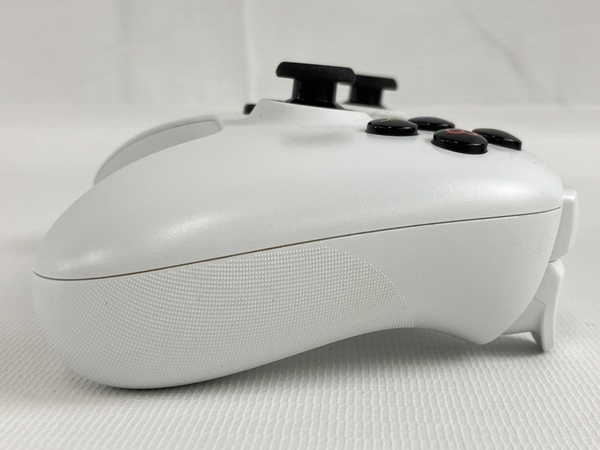 8BitDo Ultimate 2.4G Controller ワイヤレス コントローラー 充電ドック付き White PC 周辺機器 中古 N8298174_画像9