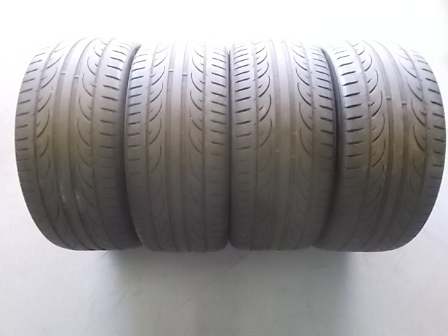 ２５５／３５Ｒ２０　ＨＡＮＫＯＯＫ　ＶＥＮＴＵＳ　Ｖ１２ｅｖｏ２　４本　　　　2311_画像1