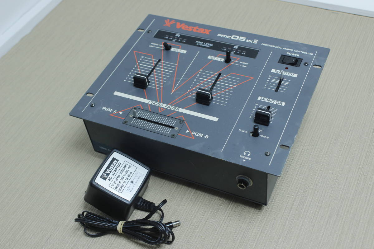 (M-XB-290) Vestax PMC05 MKⅢ ベスタクス DJミキサー 動作確認済み 日本製の画像1