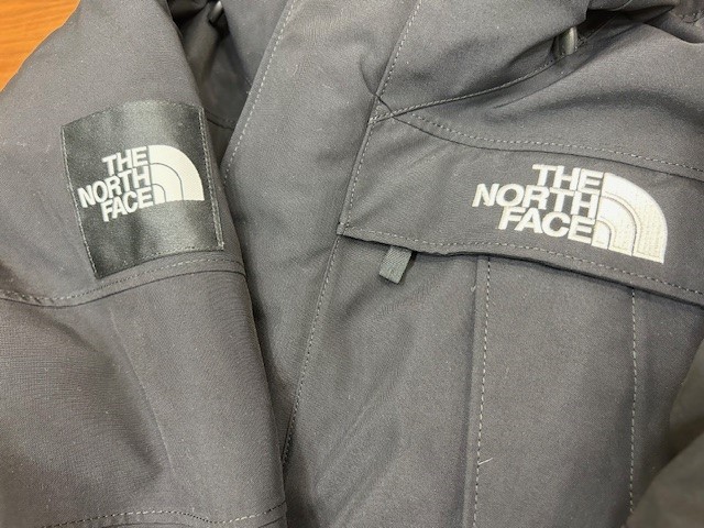 【極美品】 THE NORTH FACE ノースフェイス アンタークティカパーカー M サイズ　メンズ ND91807 ブラック　ダウンジャケット　◆10579_画像4