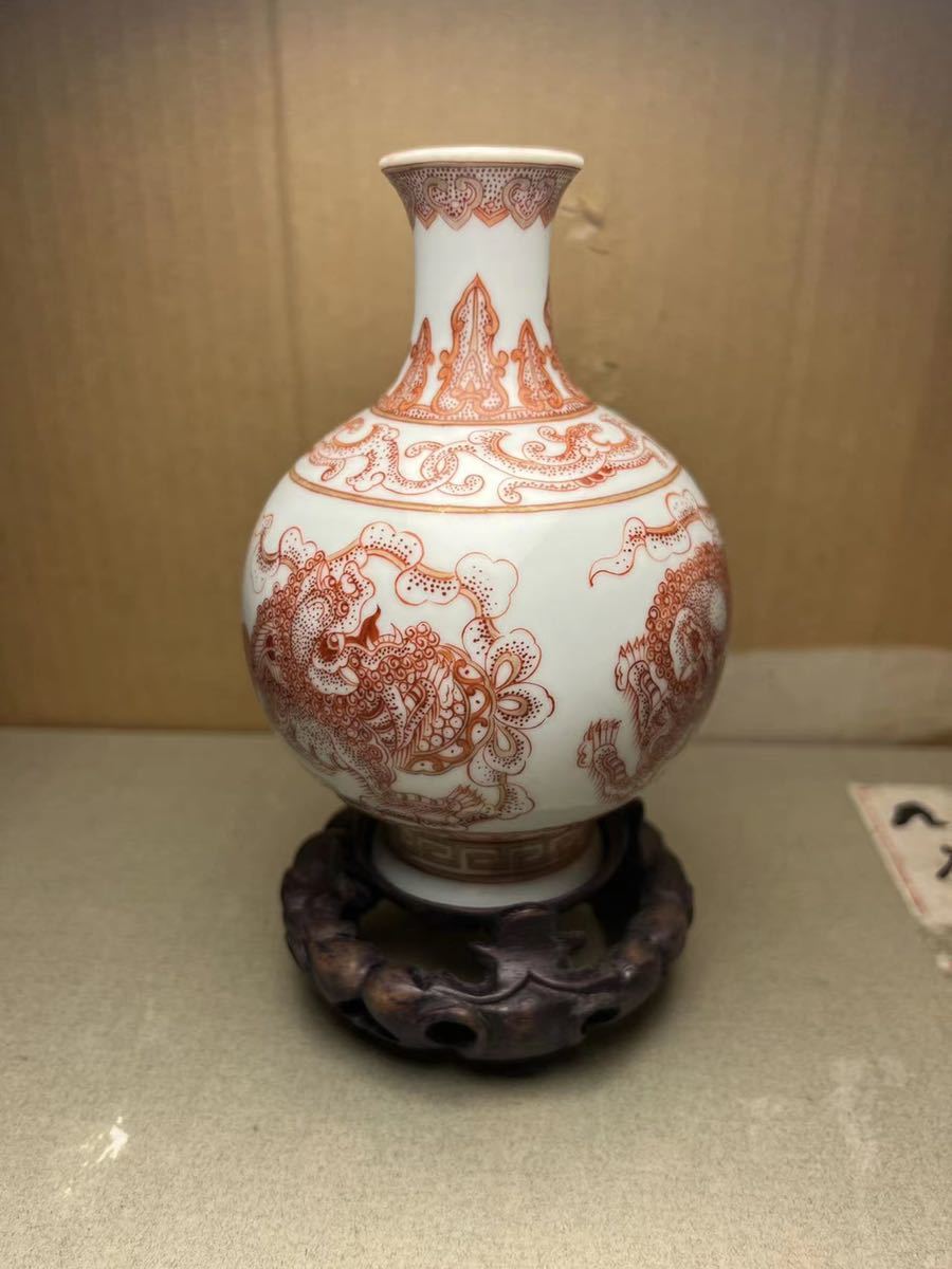 中国古玩 骨董 美術品 清時代赤絵獅子花壺 花瓶 日本九谷 唐物 乾隆在