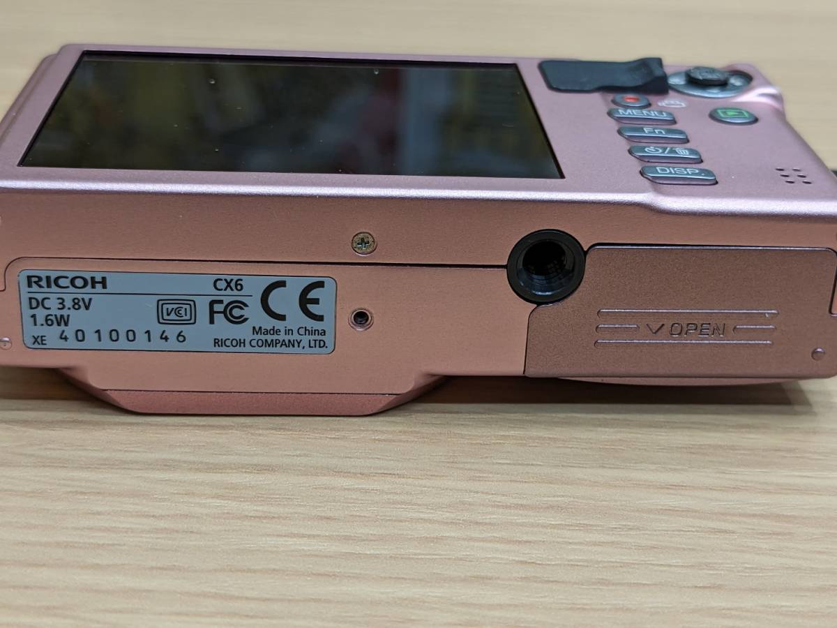 【DOM-843】RICOH CX6 デジカメ バッテリー 充電器 付属 リコー デジタルカメラ 動作確認済 可動品 ピンク 中古品 保管品 現状品_画像7