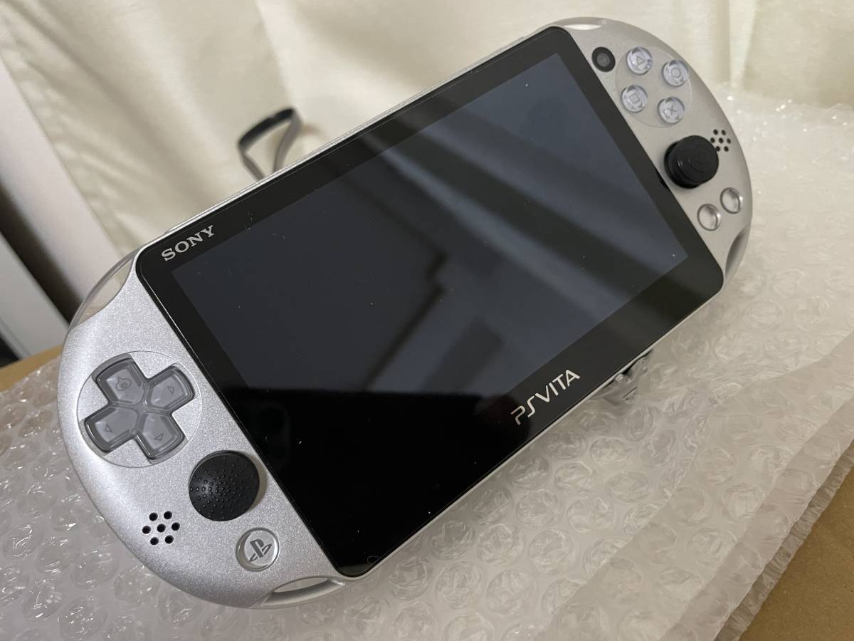 PSP VITA 本体 PCH-2000 ドラゴンクエスト限定モデル_画像3