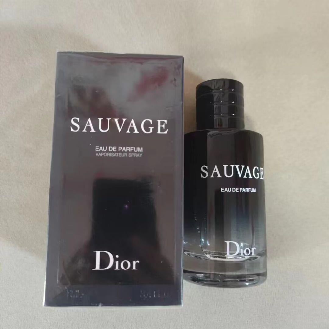 新品Dior ディオール ソヴァージュ オードパルファム　EDP 100ml #3211226 _画像1