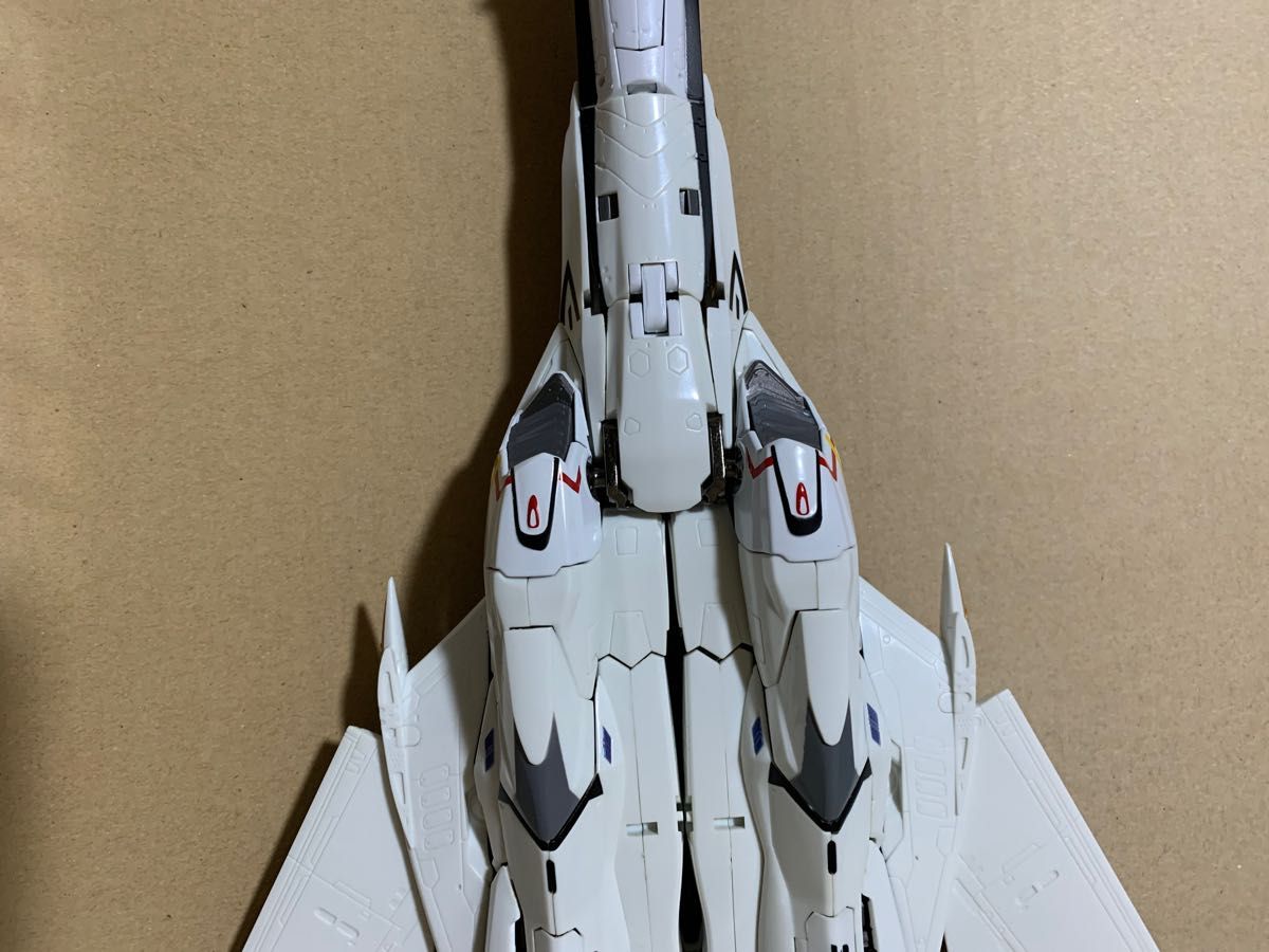 中古品 DX超合金 VF-25F メサイアバルキリー 早乙女アルト機 リニューアルVer.