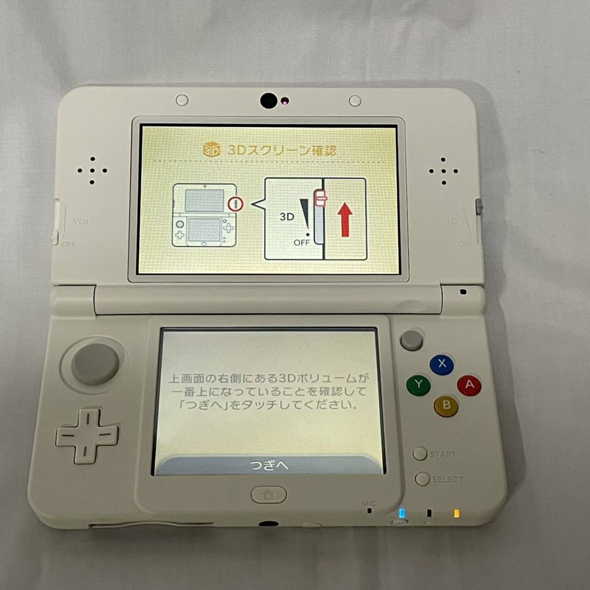 通販でクリスマス 任天堂 New 3DS ホワイト 中古 美品 ニンテンドー3DS