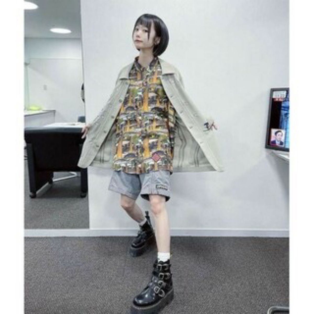 Dr Martens JADON MAX HDW UK3 厚底 22 5㎝ あのちゃん 香椎かて Dr Martens JADON MAX HDW UK3 厚底 22 5㎝ あのちゃん 香椎かて