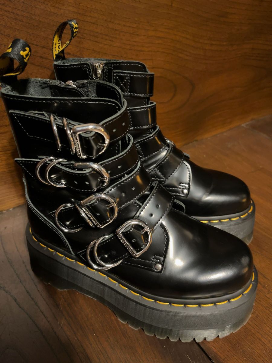 Dr Martens JADON MAX HDW UK3 厚底 22 5㎝ あのちゃん 香椎かて Dr Martens JADON MAX HDW UK3 厚底 22 5㎝ あのちゃん 香椎かて