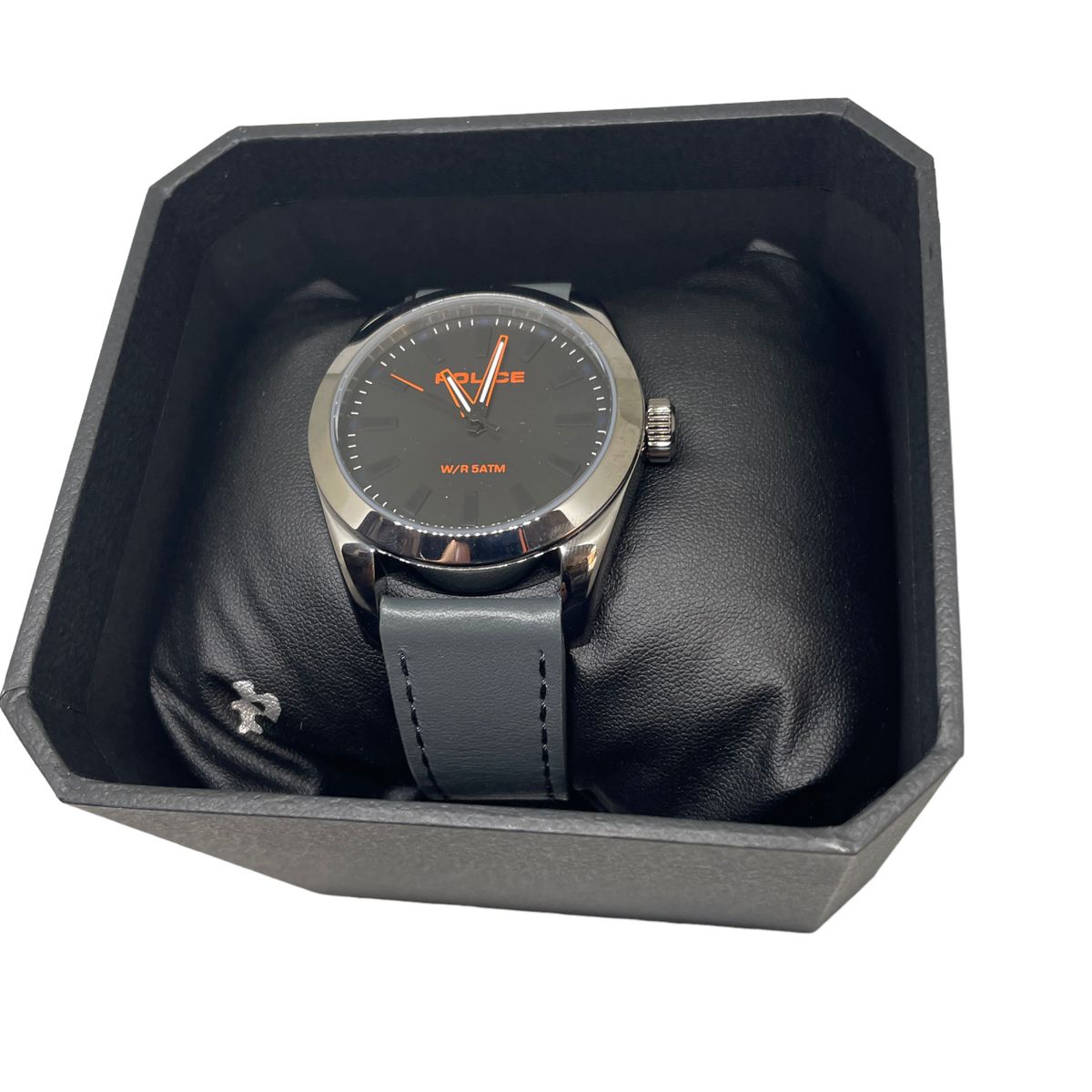 【新品】ポリス police 腕時計　メンズ時計　クォーツ　レザー　JA22044 ブラック　黒