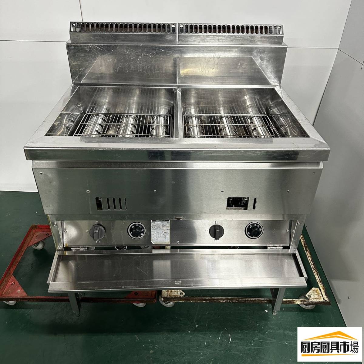 中古品】番号A64◇マルゼン フライヤー 都市ガス 幅830×奥行600 中古品】番号A64◇マルゼン フライヤー 都市ガス 幅830×奥行600