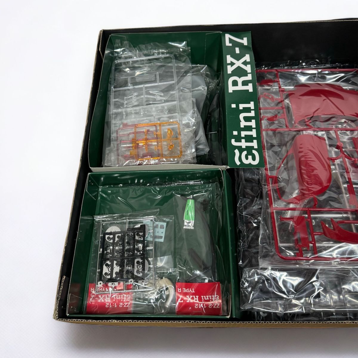 稀少 プラモ ハセガワ 1/12 アンフィニ RX-7 TYPE-R 未組立品 稀少 プラモ ハセガワ 1/12 アンフィニ RX-7 TYPE-R 未組立品