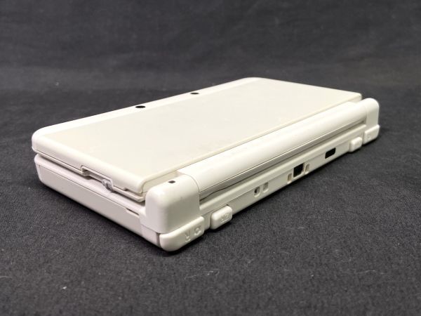 【B731】new ニンテンドー 3DS 本体 ホワイト KTR-001 任天堂 専用ソフト11本セット まとめ売り 動作品_画像4